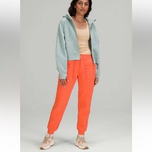 Lululemon Scuba High-Rise Sweatpant Jogger in Warm Coral